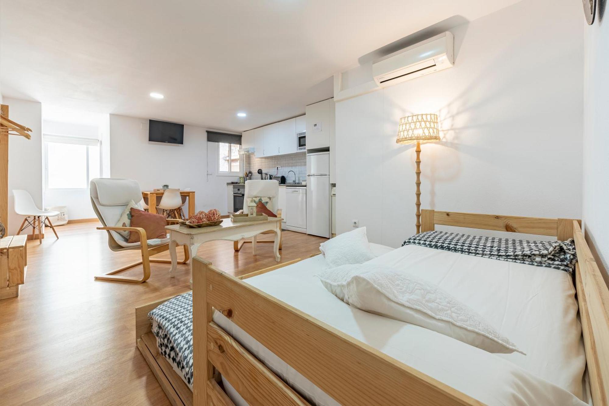 Apartamentos Rera Sant Domenech Tarragona Bagian luar foto