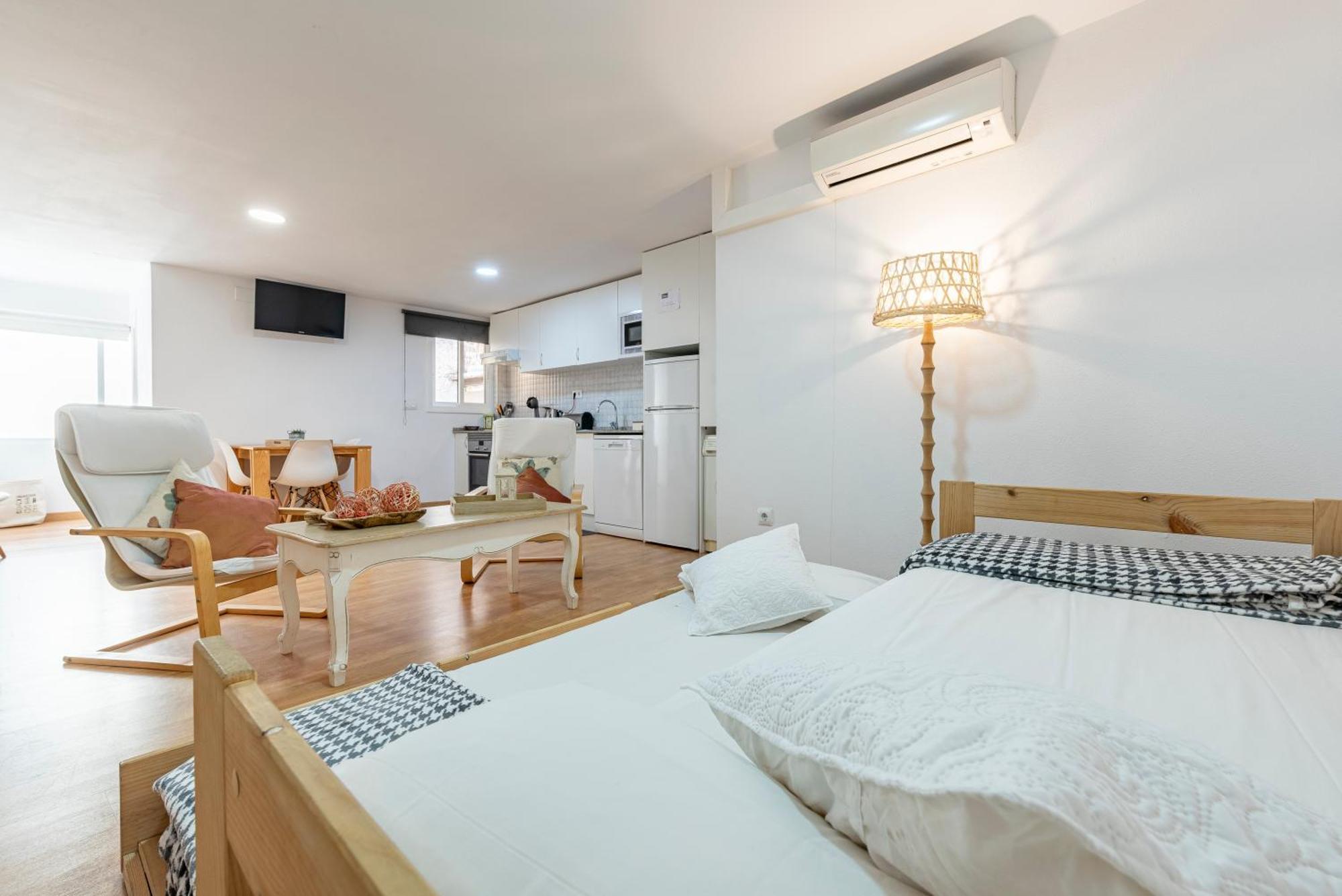 Apartamentos Rera Sant Domenech Tarragona Bagian luar foto