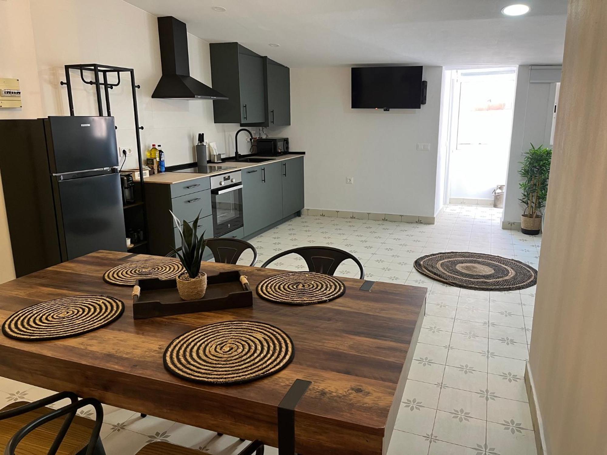 Apartamentos Rera Sant Domenech Tarragona Bagian luar foto